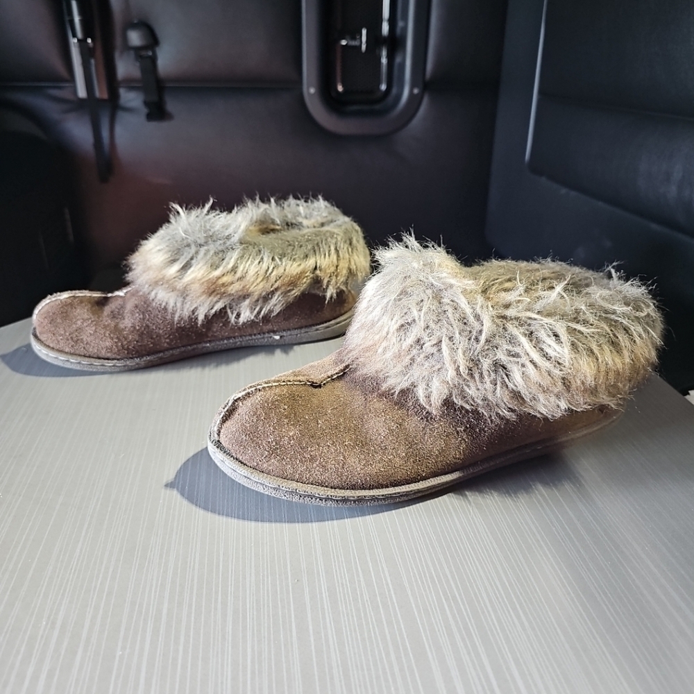 Woolrich Grand‎ Lodge Faux Fur Brown Suede Leather Moccasin Slippers Women's 9